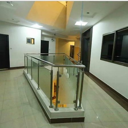 Hotel Multan Continental Екстер'єр фото