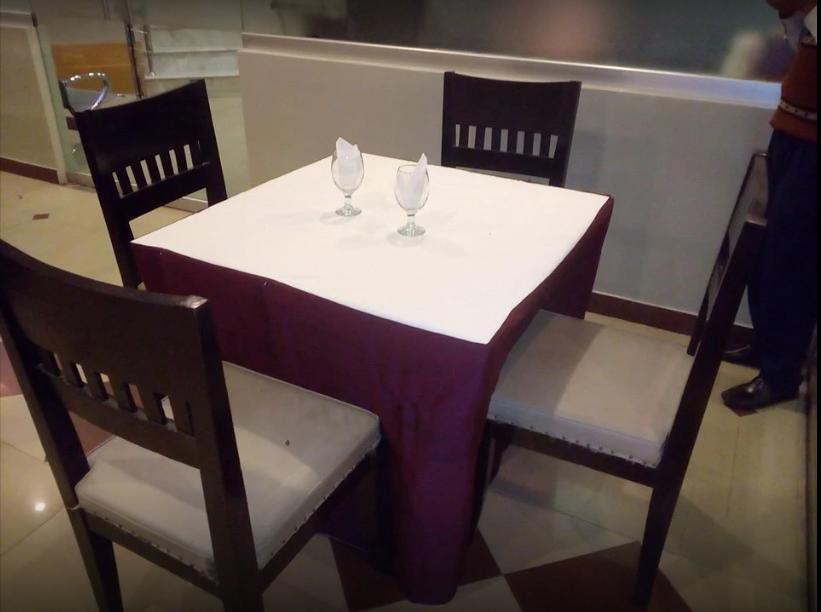Hotel Multan Continental Екстер'єр фото
