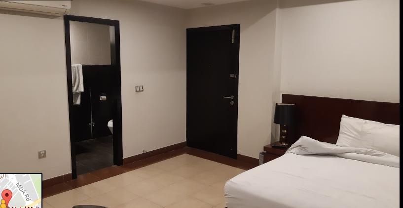 Hotel Multan Continental Екстер'єр фото