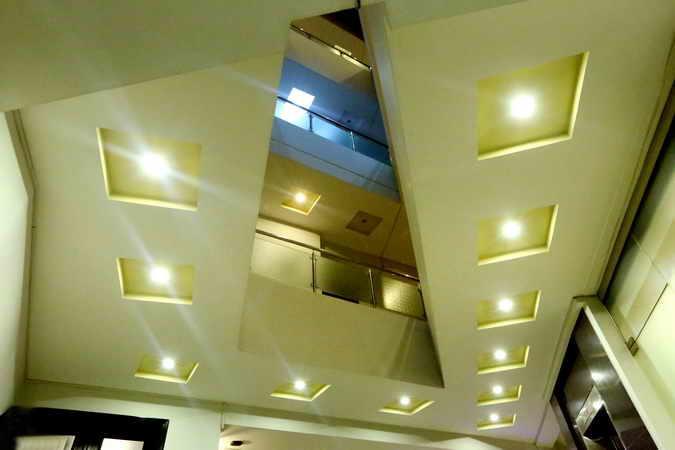 Hotel Multan Continental Екстер'єр фото